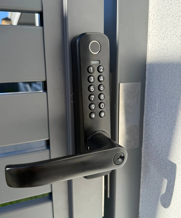 Titan Razor Digital Gate Lock Titan Razor Digital Gate Lock