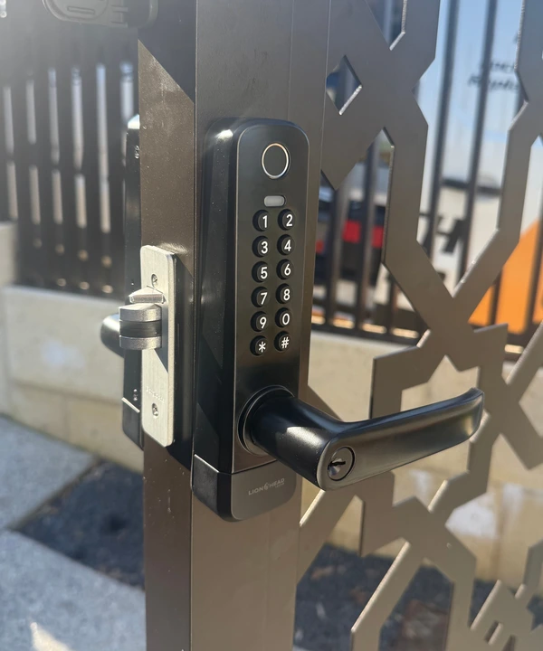 Titan Razor Digital Gate Lock Titan Razor Digital Gate Lock